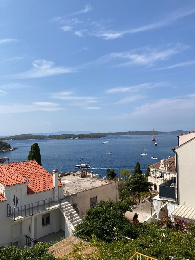 Rooms Vinka Tudor Hvar Town Exterior photo