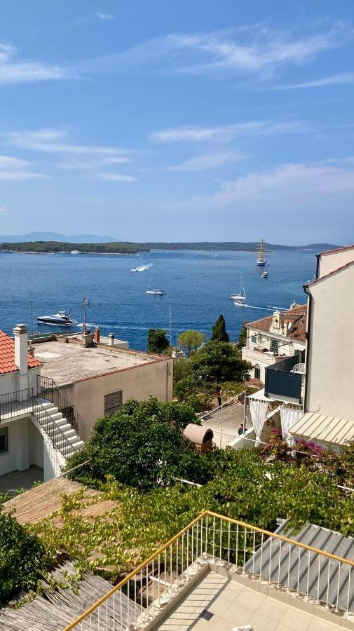 Rooms Vinka Tudor Hvar Town Exterior photo