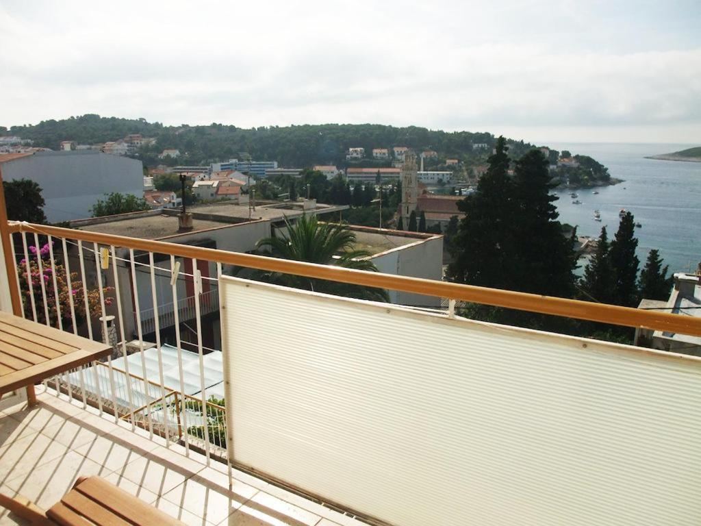 Rooms Vinka Tudor Hvar Town Exterior photo